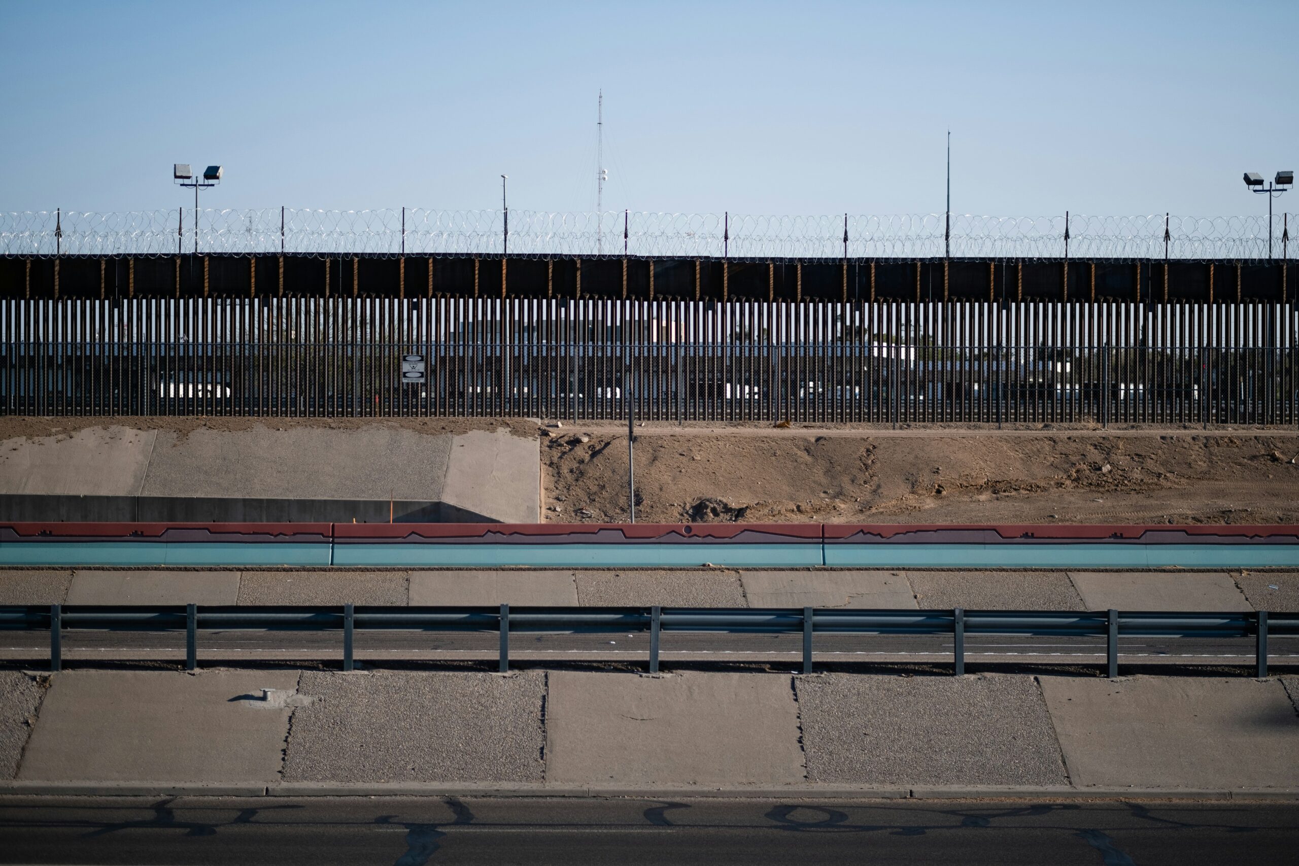 Image from Texas of the border wall between the United States and Mexico. Via Unsplash Levi Meir Clancy